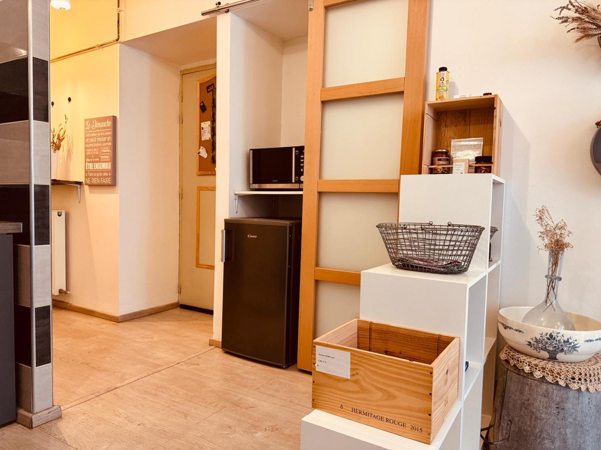 La Lavandiere, Centre Historique, Fibre, Ess, Rez-De-Chaussee, Bedinshop Romans-sur-Isère Buitenkant foto